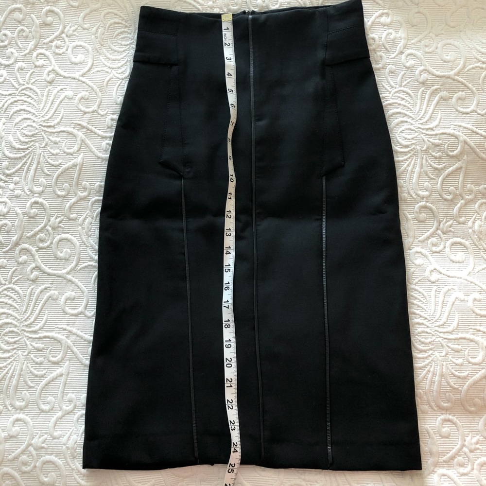 NWOT ZARA Black Pencil Skirt Woven Fabric Faux Leather Piping Pockets 2 XS